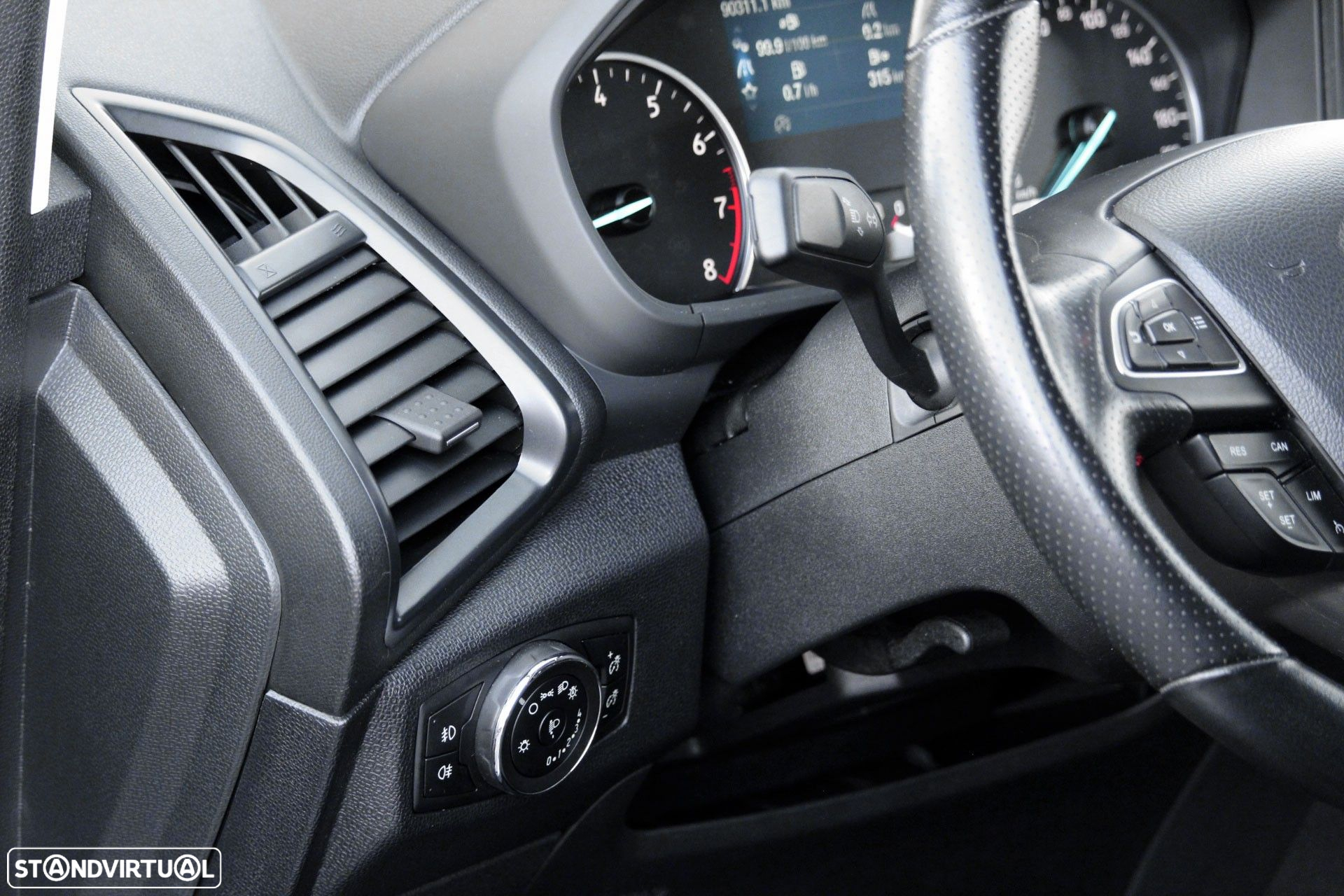 Ford EcoSport 1.0 EcoBoost ST-Line Plus - 10