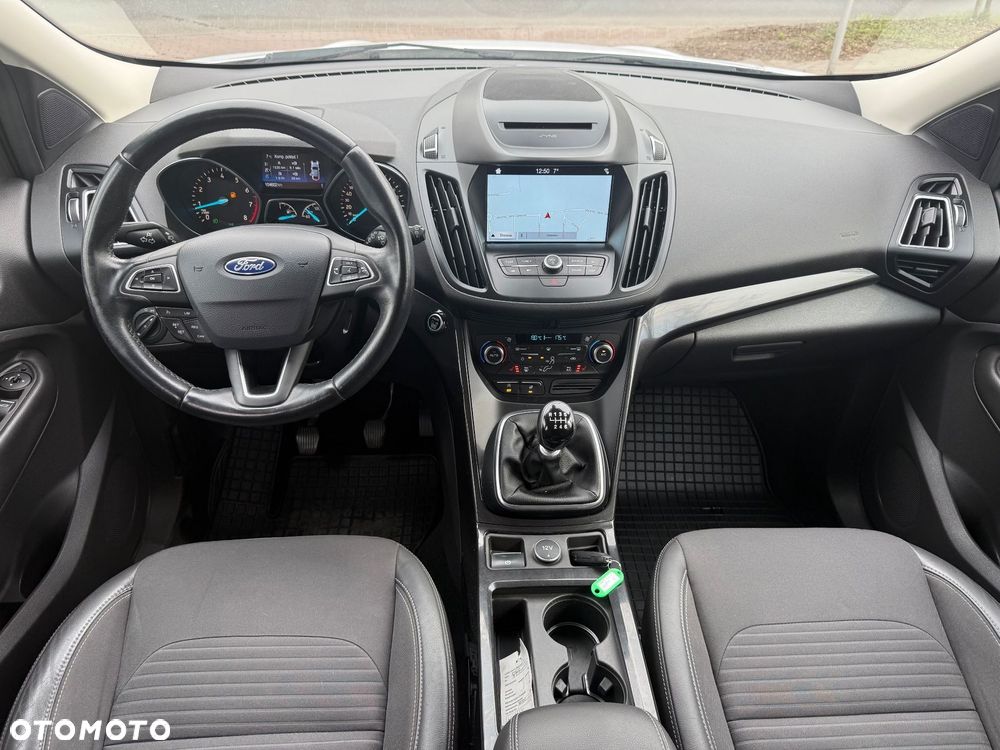 Ford Kuga - 4