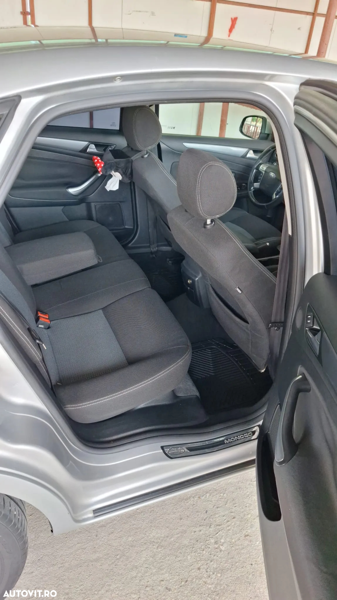 Ford Mondeo 2.0 TDCi Titanium - 14
