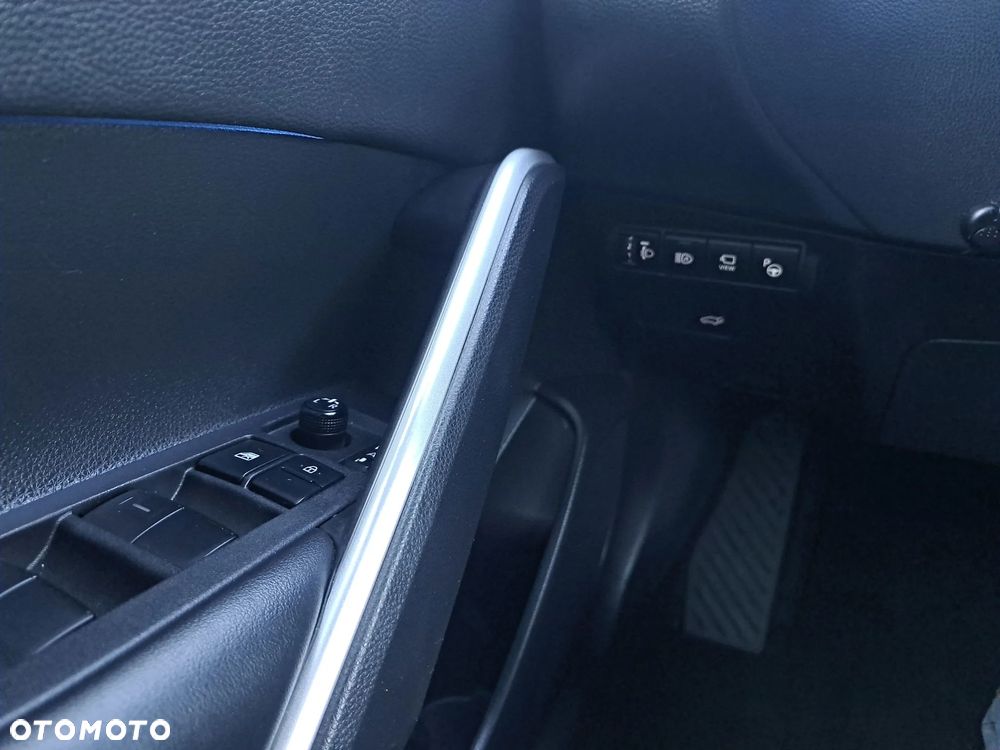 Toyota Corolla Cross 2.0 Hybrid Premiere Edition AWD - 36