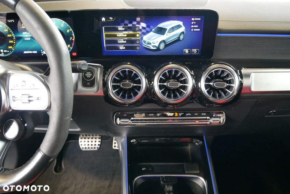 Mercedes-Benz GLB AMG 35 4Matic AMG Speedshift DCT 8G - 25