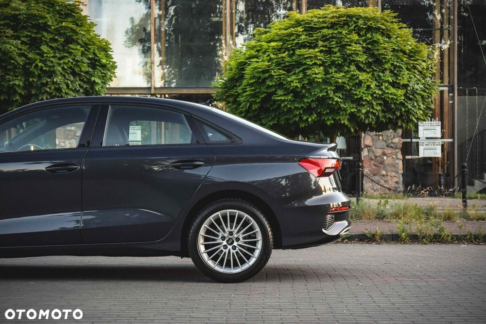 Audi A3 Limousine 35 TDI S tronic - 12