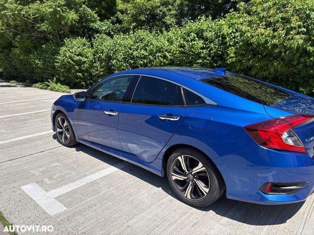 Honda Civic Sedan 1.5 VTEC Turbo CVT Elegance Navi - 3