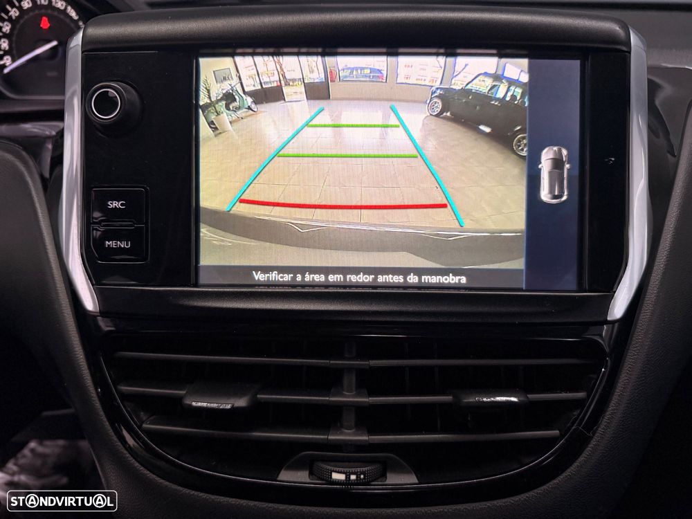 Peugeot 208 1.2 PureTech Style - 14