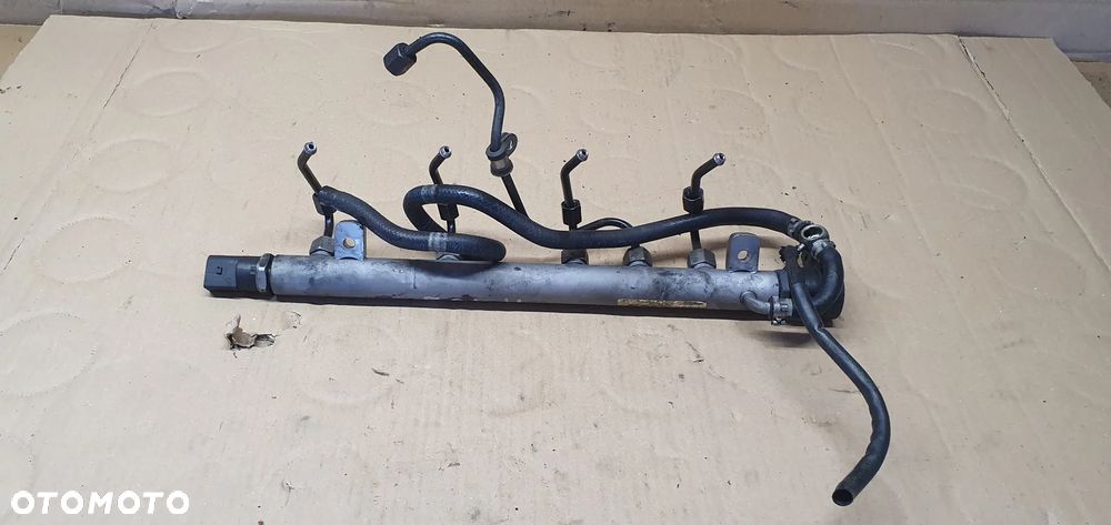 Listwa wtryskowa Mercedes A-Klasa W169 2.0 CDI A6110780449 A6400701295 - 3