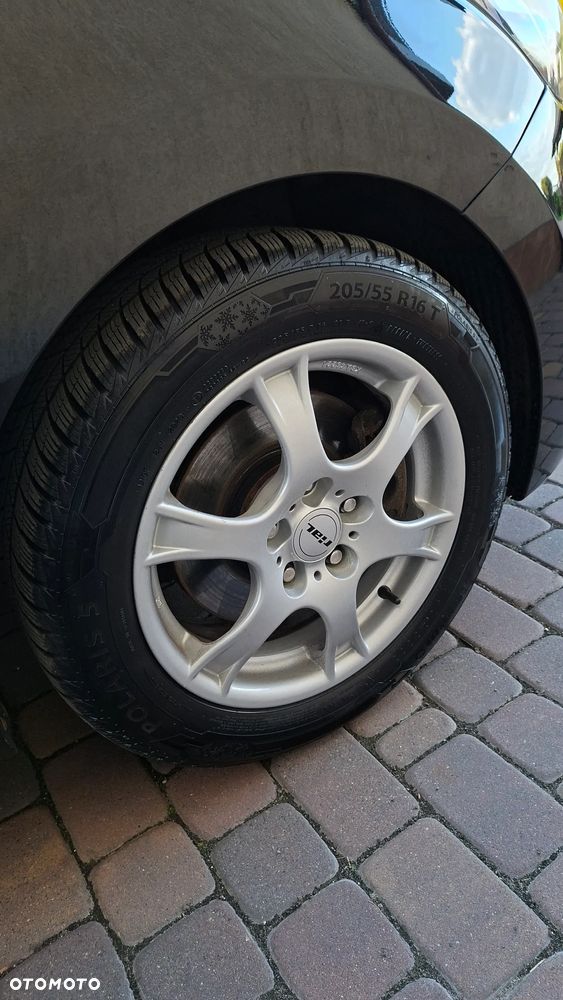 Hyundai i30 1.6 GDI Premium - 12