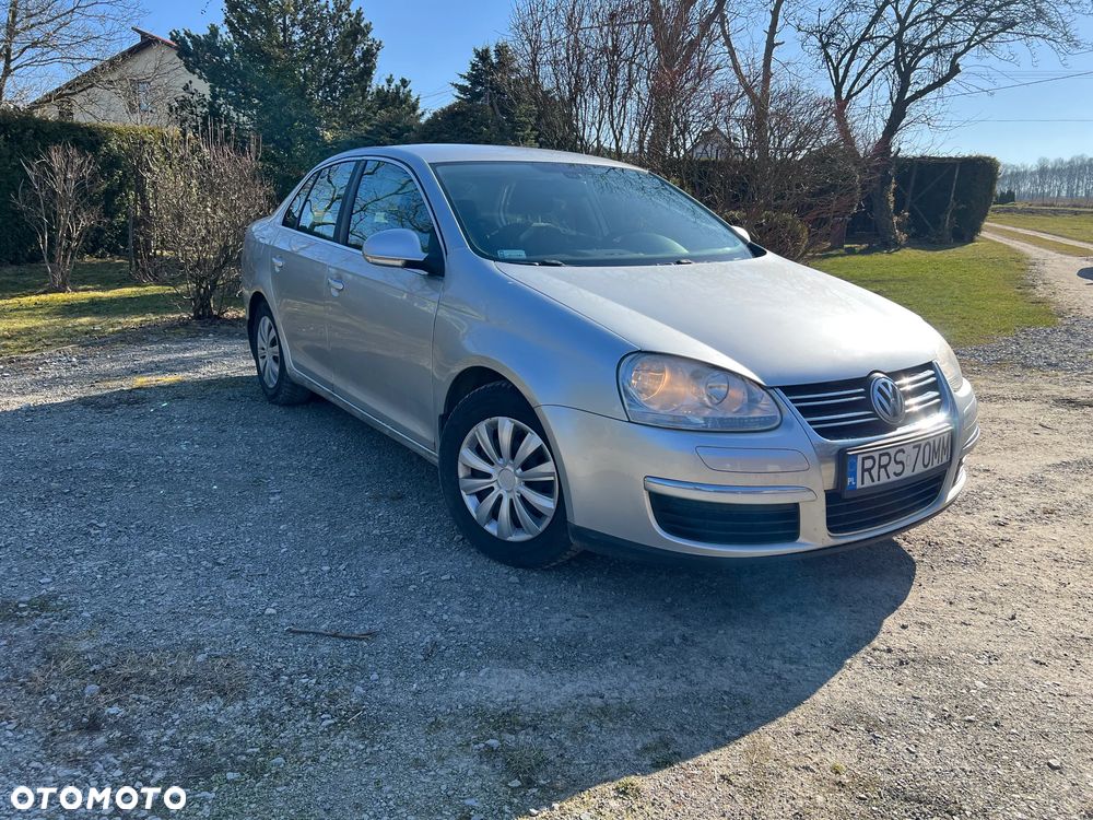 Volkswagen Jetta 1.9 TDI DPF Comfortline - 1