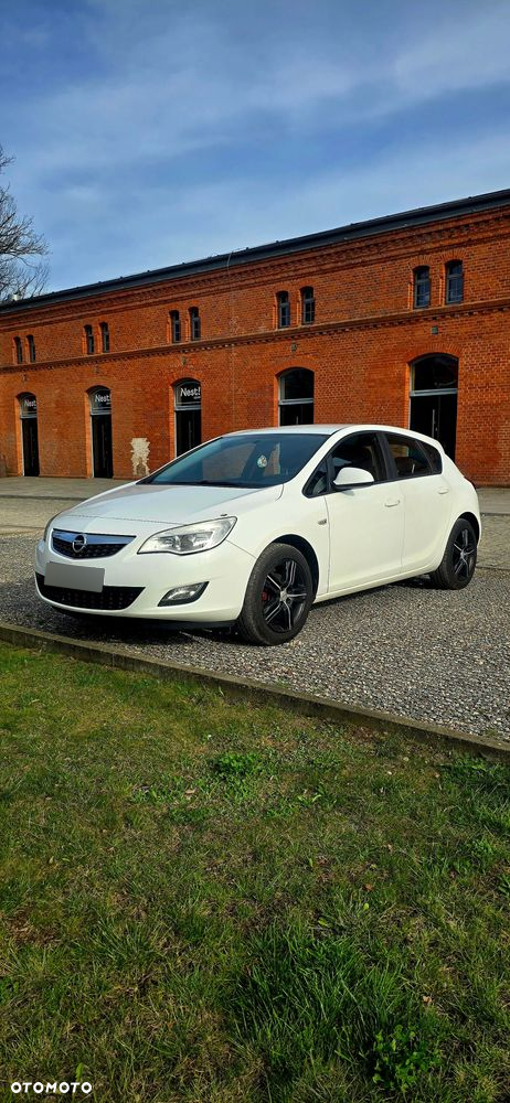 Opel Astra III 1.4 - 8