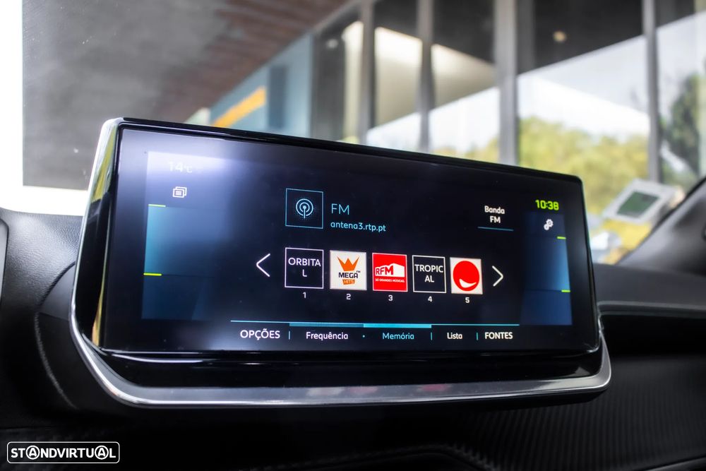 Peugeot e-2008 GT - 40