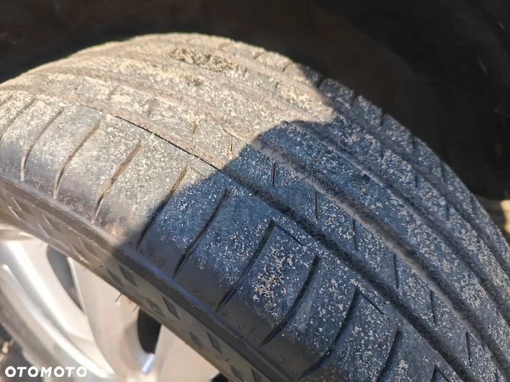 Hyundai ix35 2.0 CRDi 4WD Premium - 32