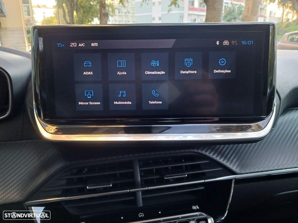 Peugeot 208 1.2 Hybrid Allure e-DCS6 - 18