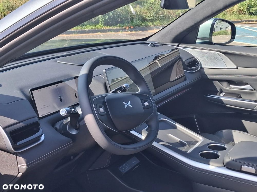 XPeng G9 94.6 kWh AWD Performance - 10