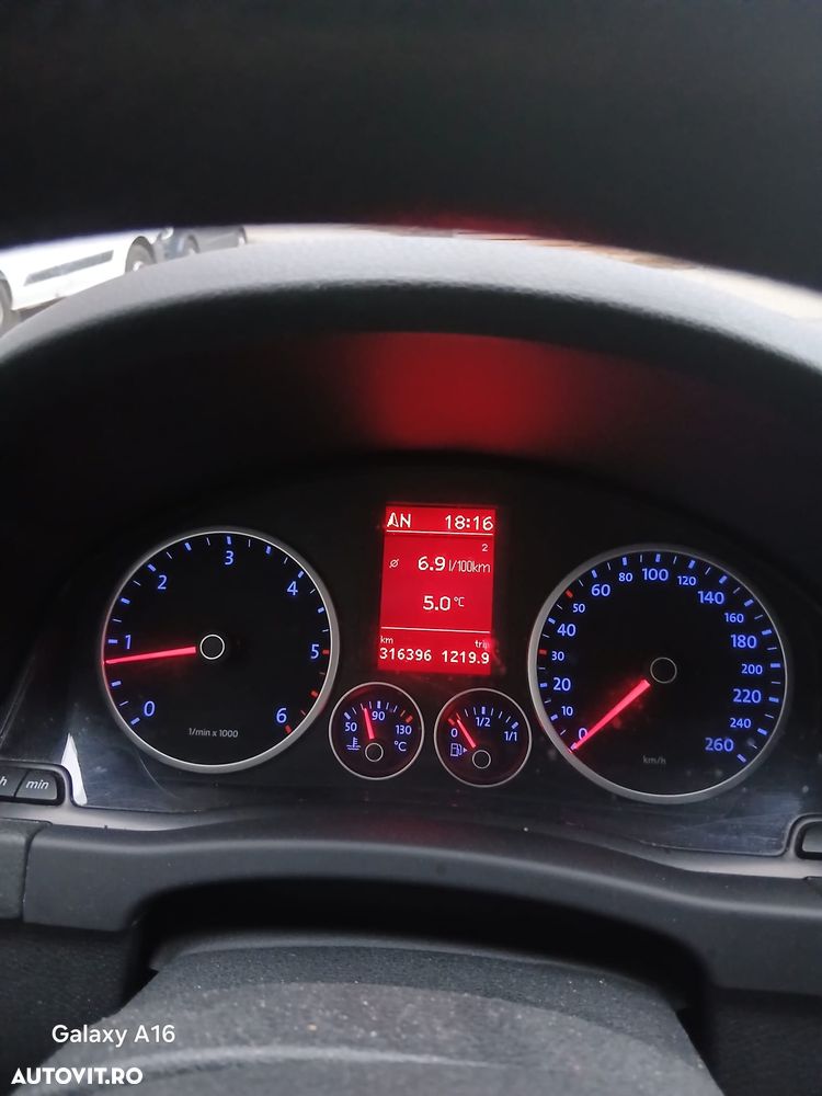 Volkswagen Tiguan 2.0 TDI DPF BlueMotion Technology Freestyle - 8