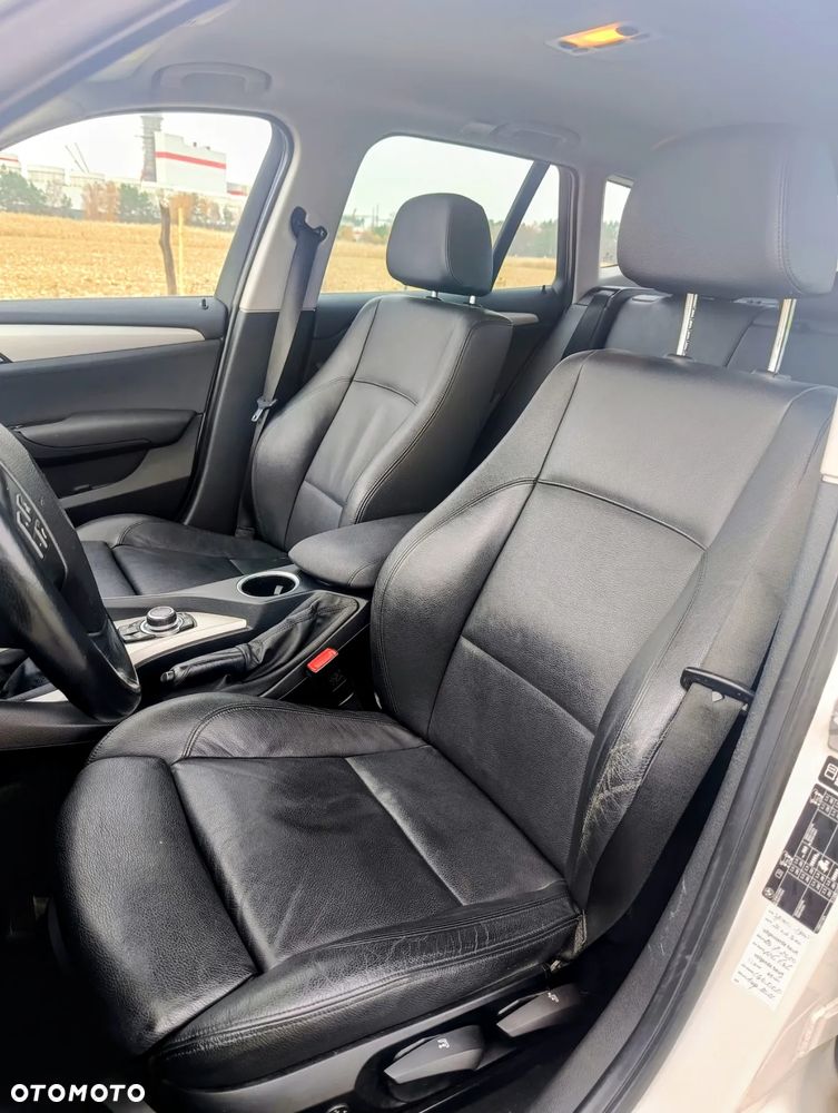 BMW X1 sDrive18d - 14