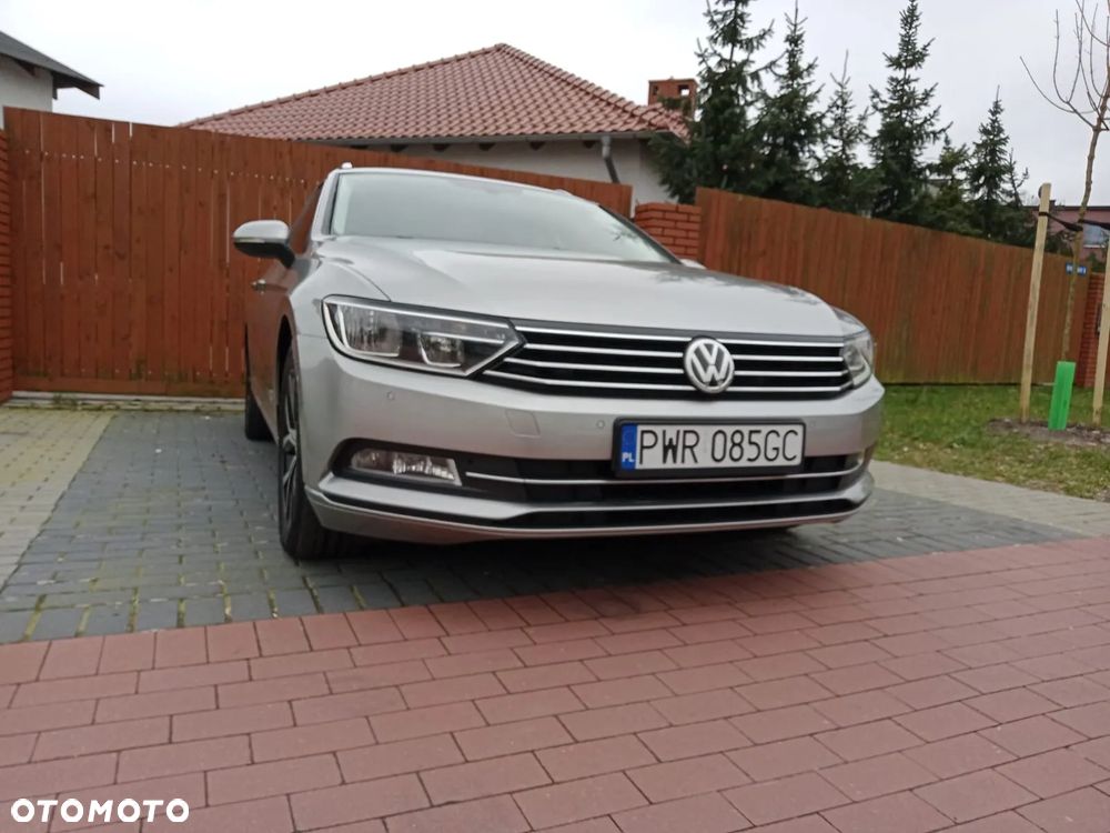 Volkswagen Passat Variant 1.6 TDI (BlueMotion Technology) DSG Comfortline - 12