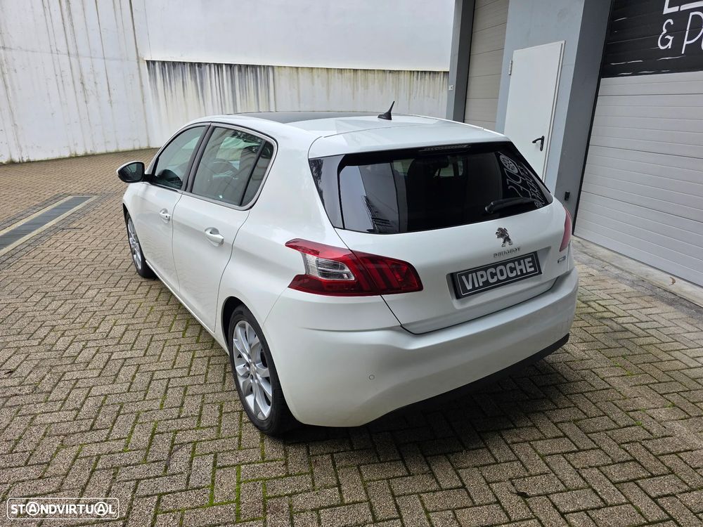 Peugeot 308 1.6 BlueHDi Allure J17 - 28