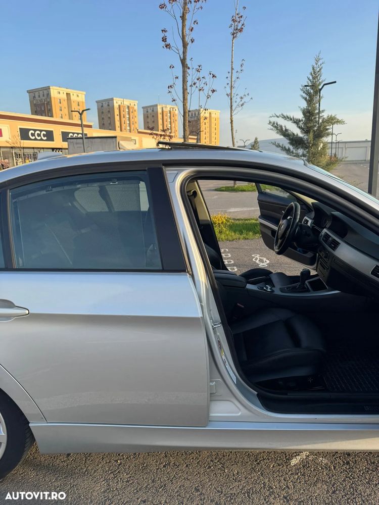 BMW Seria 3 320d DPF Aut. - 16