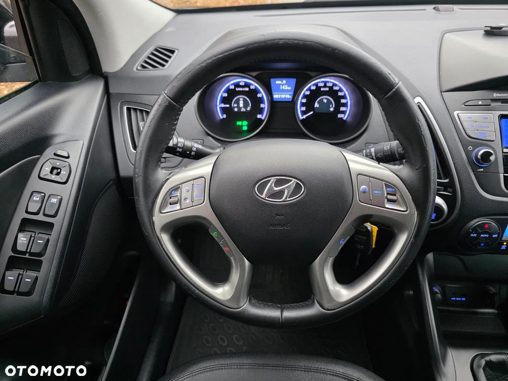 Hyundai ix35 blue 1.6 2WD Finale Gold - 35