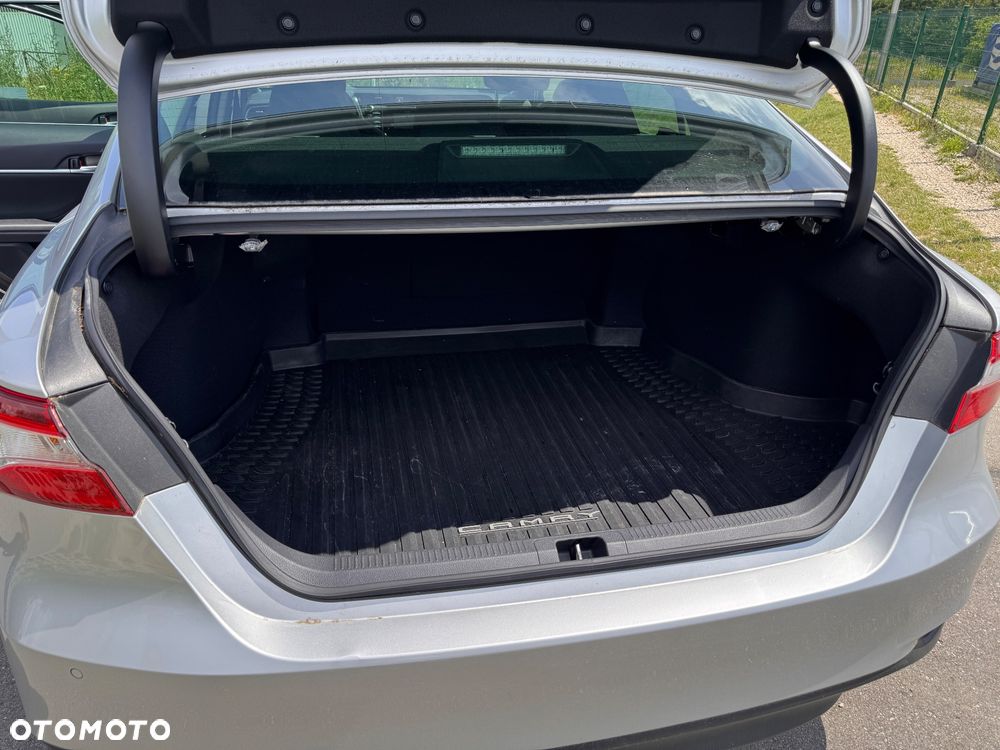 Toyota Camry 2.5 Hybrid Prestige CVT - 12