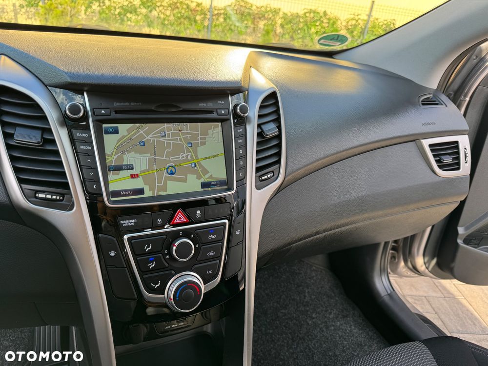 Hyundai i30 blue 1.4 Classic Navigation - 34