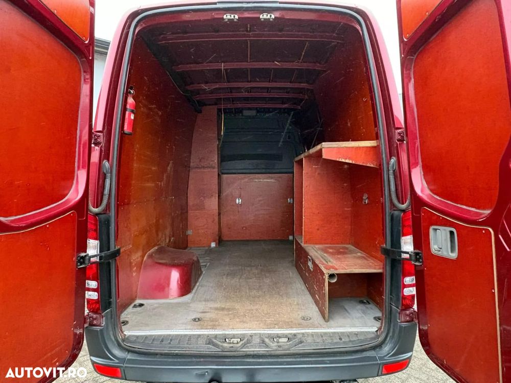 Mercedes-Benz Sprinter - 6