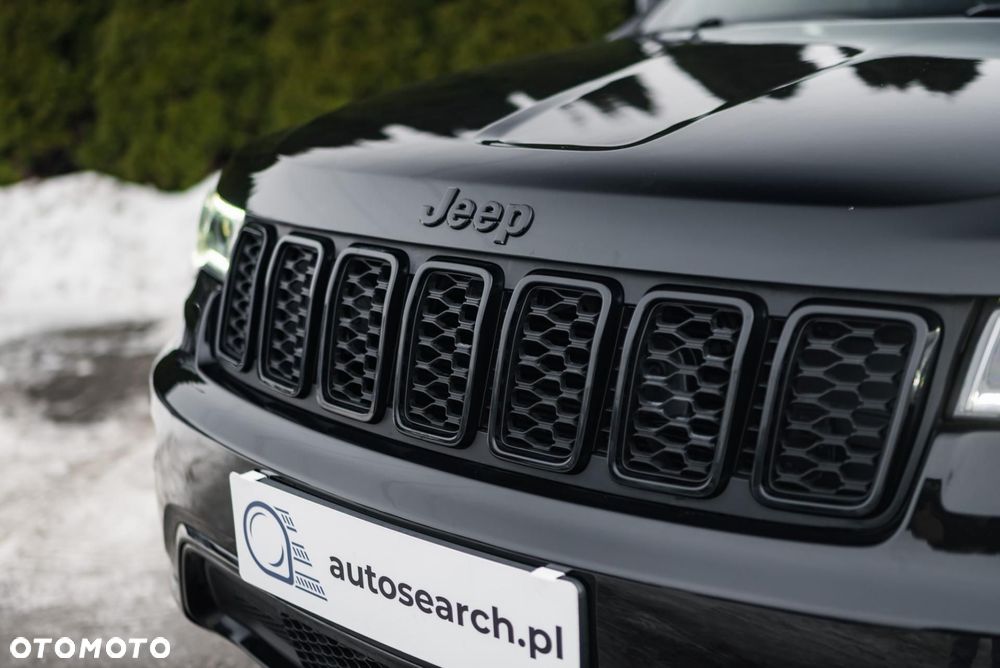 Jeep Grand Cherokee - 39