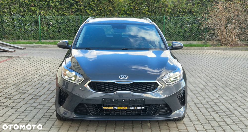 Kia Ceed 1.4 Attract - 12