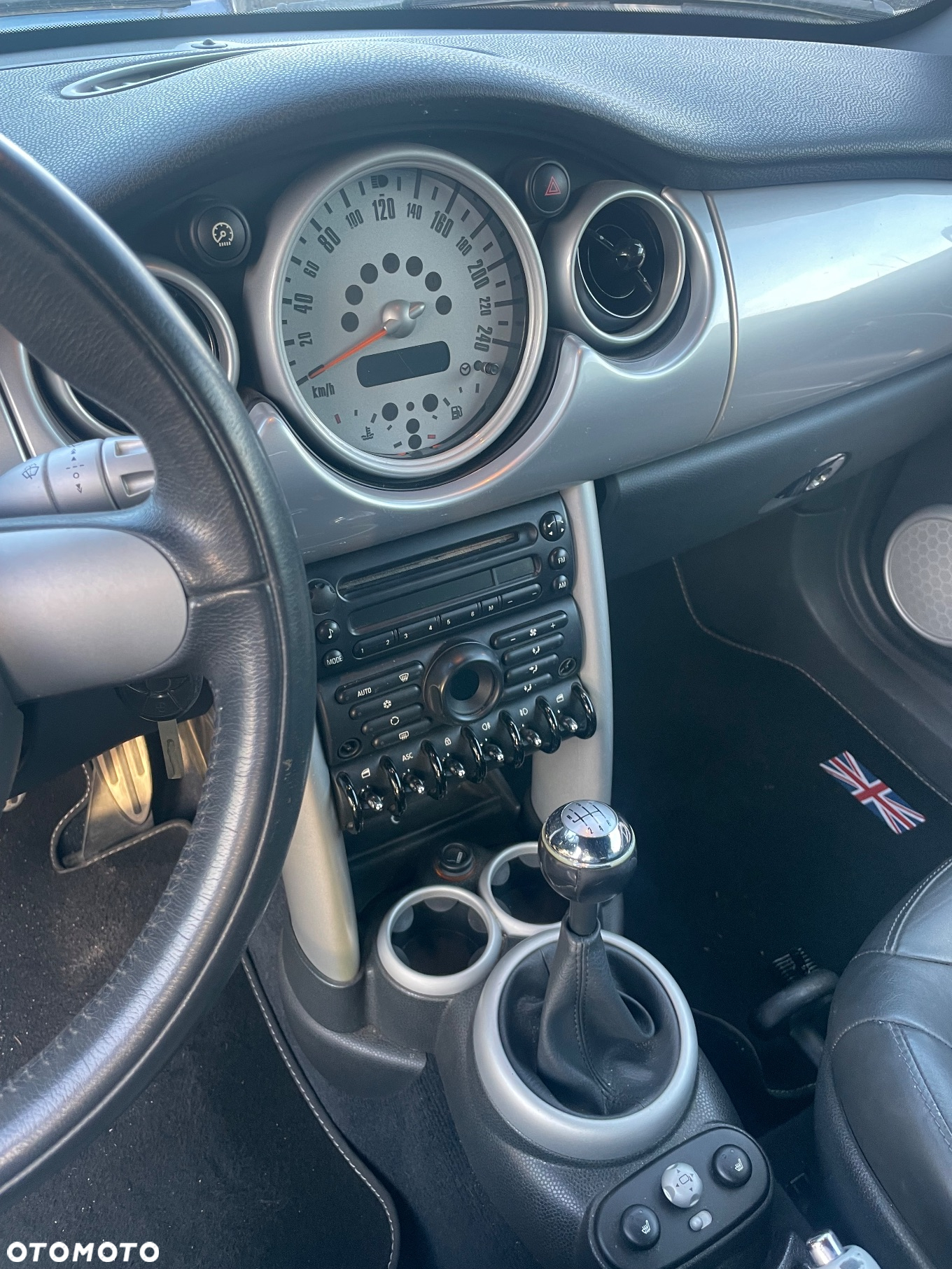 MINI Cooper S 50 Mayfair - 4