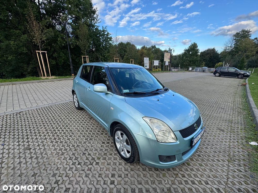 Suzuki Swift - 22