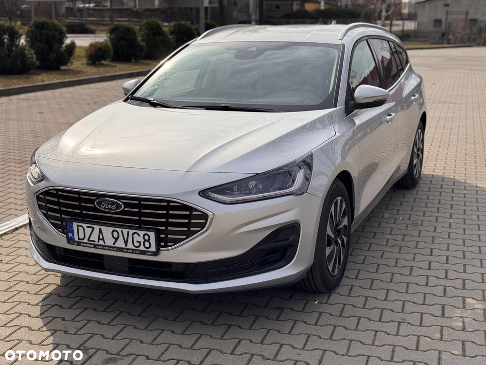 Ford Focus 1.0 EcoBoost Hybrid TITANIUM - 3