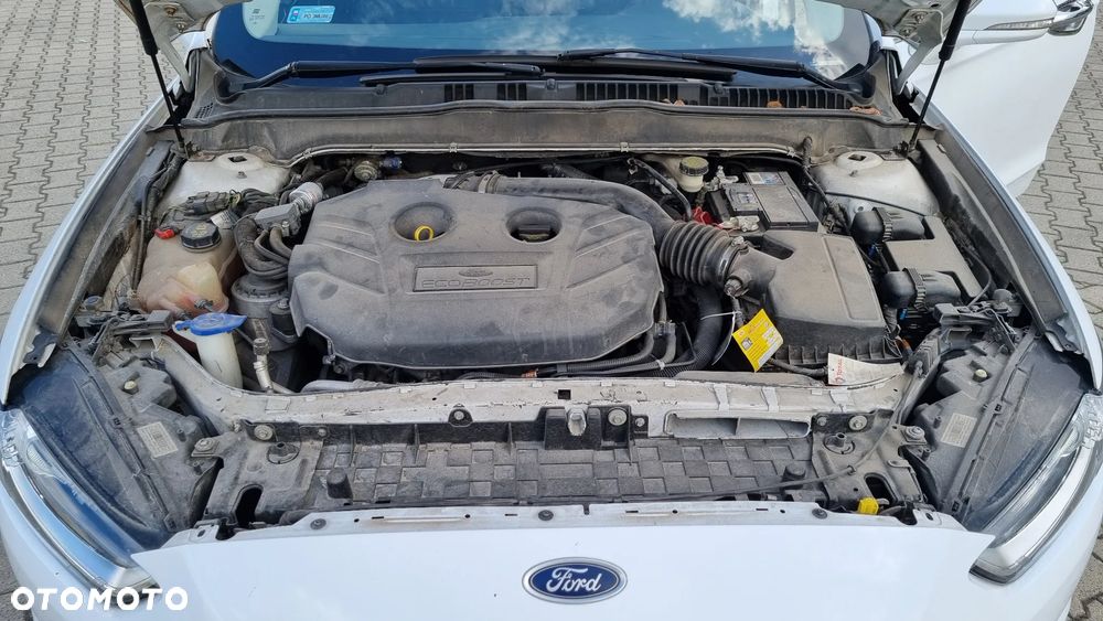 Ford Fusion 2.0 EcoBoost Titanium - 31