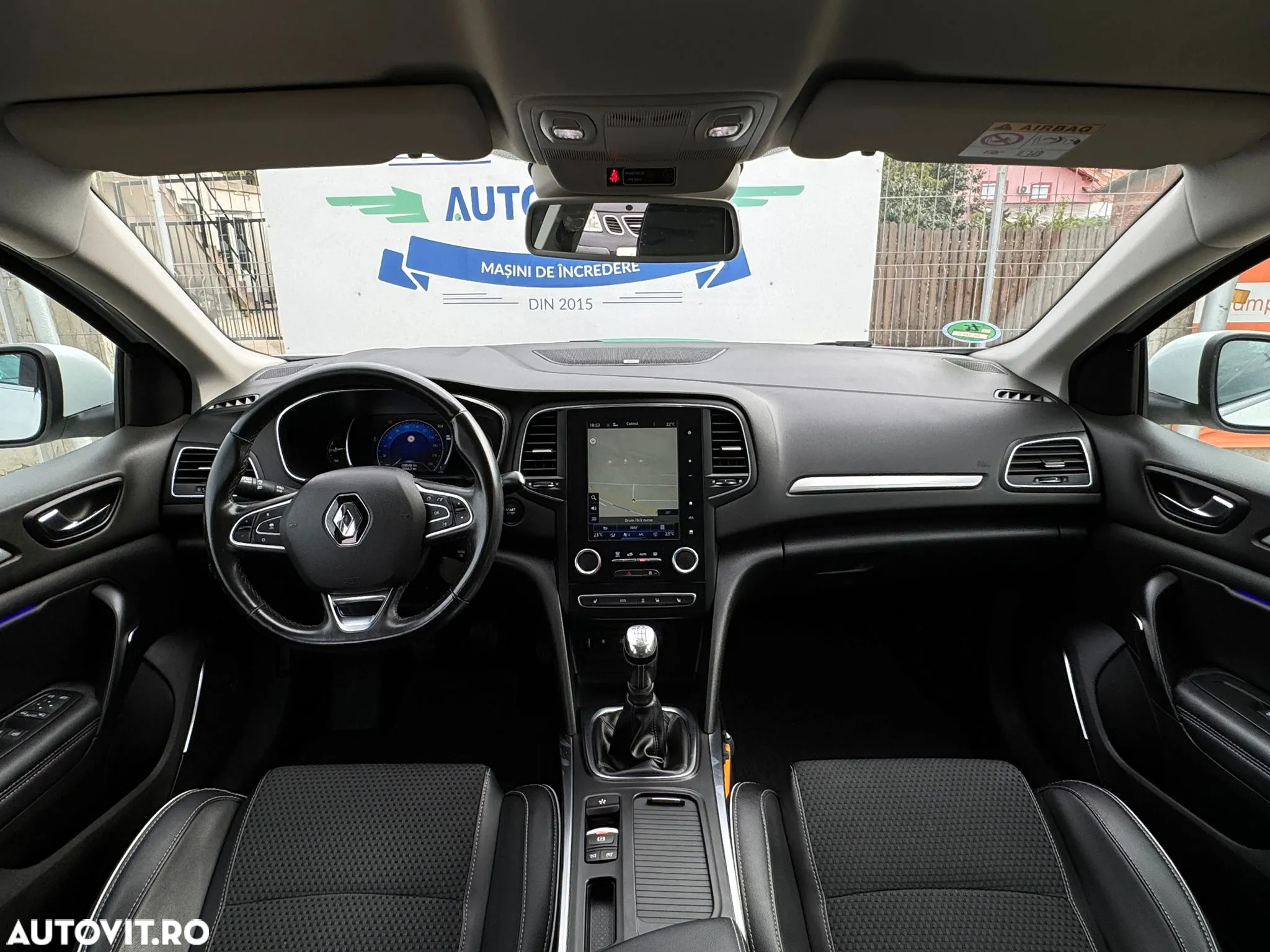 Renault Megane Grandtour ENERGY dCi 110 Start & Stopp Bose Edition - 4