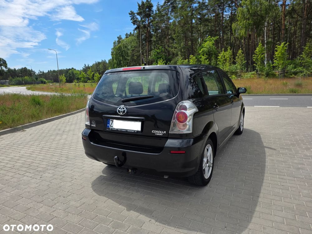 Toyota Corolla Verso 1.8 Multi-Mode Executive - 12