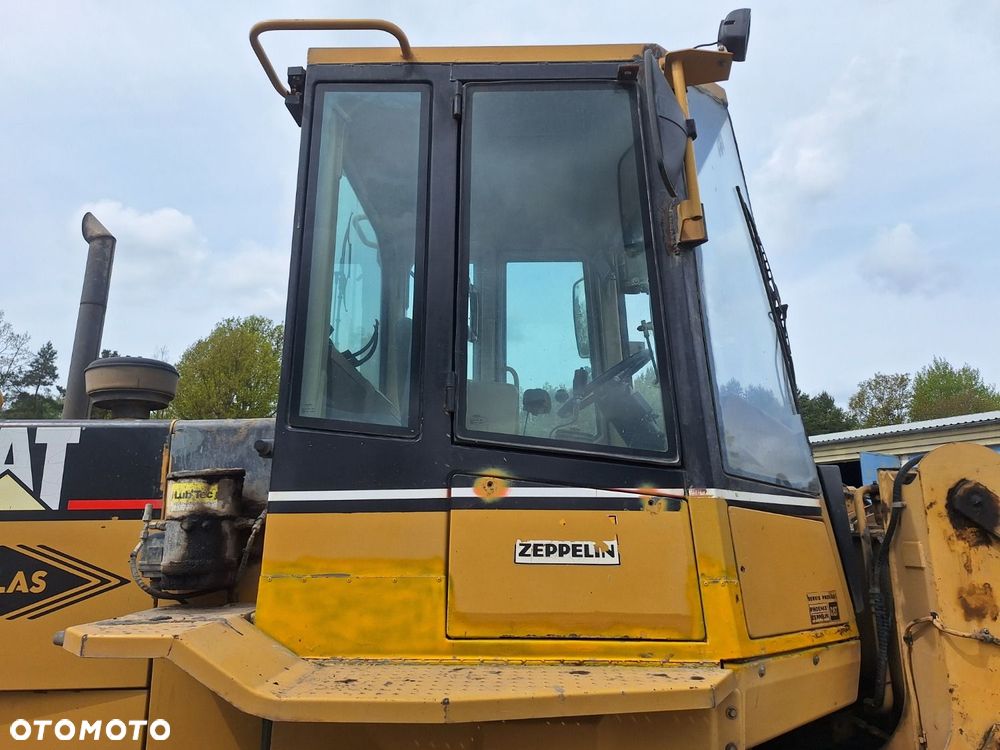 CAST 928 F 4X4 - 39