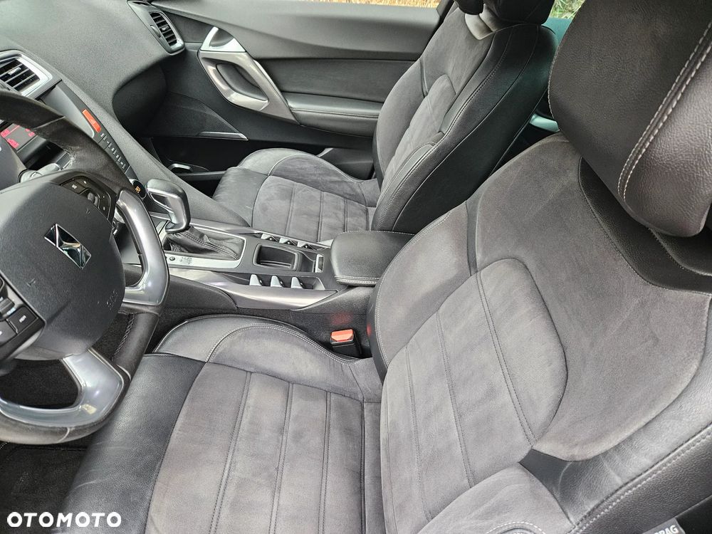 Citroën DS5 1.6 THP SoChic - 20