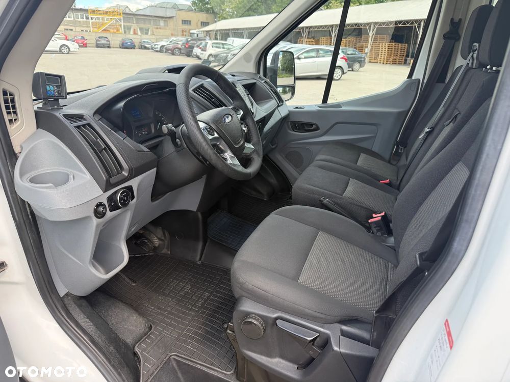 Ford Transit - 7