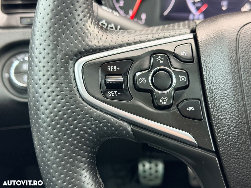 Opel Insignia 1.6 CDTI ecoFLEX Start/Stop Business Innovation - 31