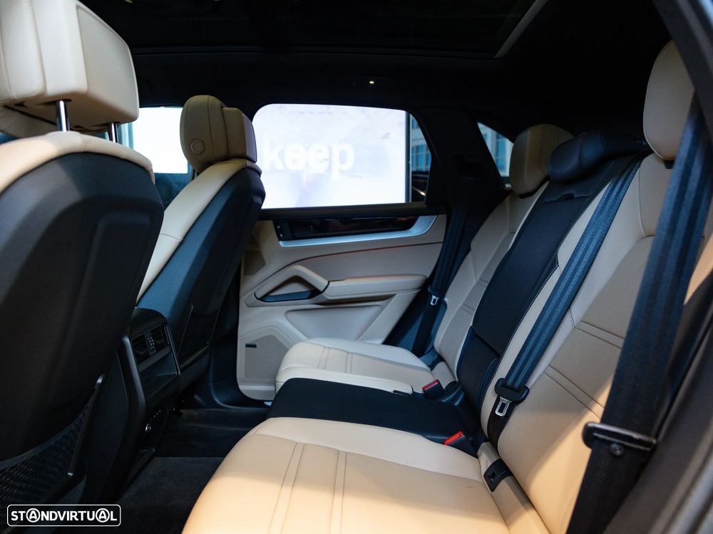 Porsche Cayenne E-Hybrid - 33