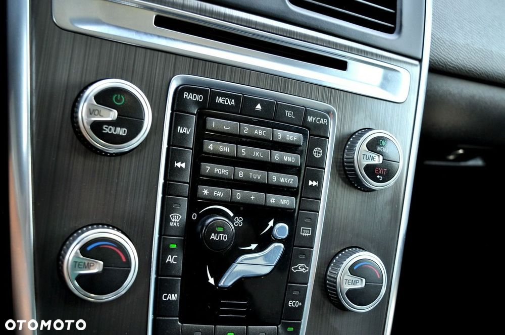 Volvo XC 60 - 31