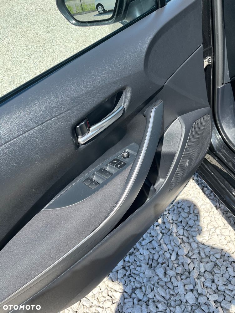 Toyota Corolla - 5
