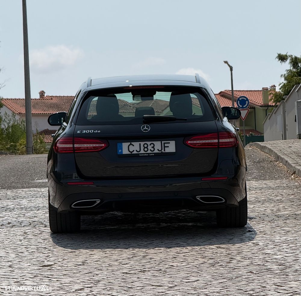 Mercedes-Benz E 300 de 9G-TRONIC AMG Line - 5