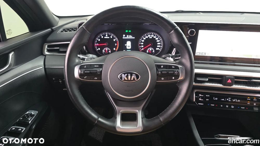 Kia K5 - 13