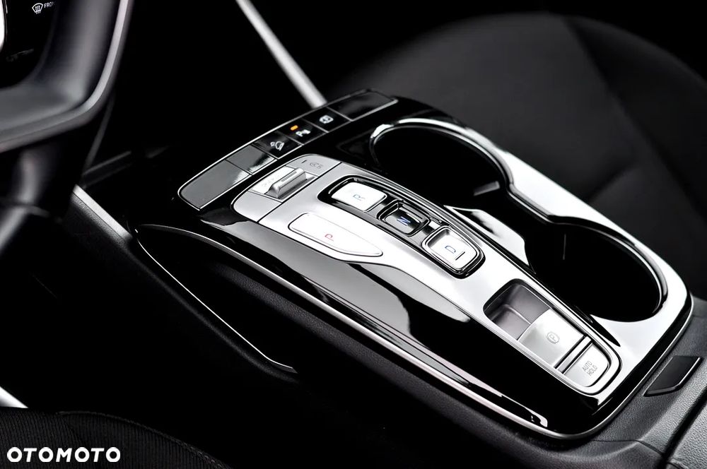 Hyundai Tucson 1.6 CRDi 48V-Hybrid 2WD DCT Select - 29