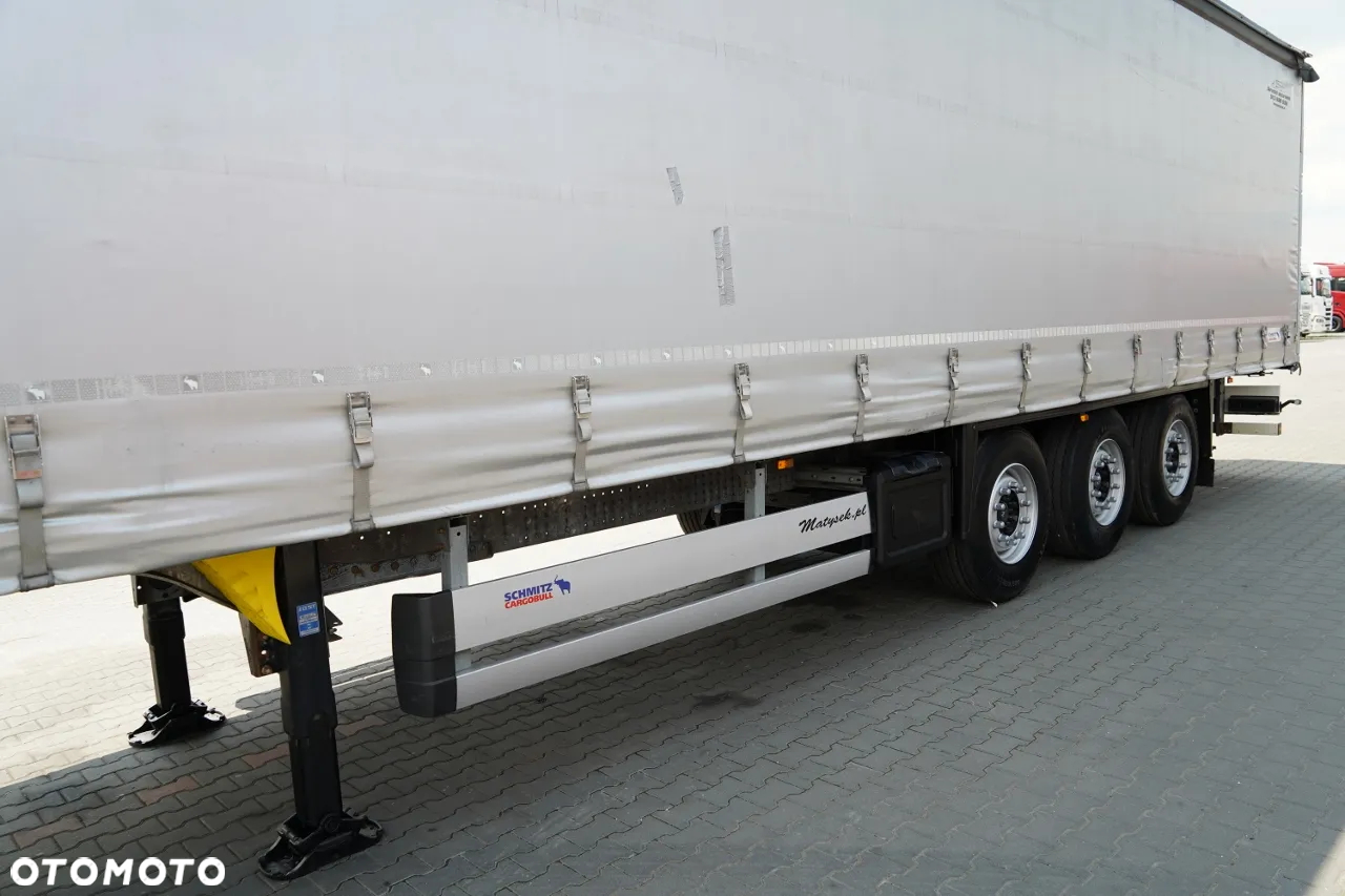 Schmitz Cargobull FIRANKA / STANDARD / OŚ PODNOSZONA / PODNOSZONY DACH / 2022R - 10