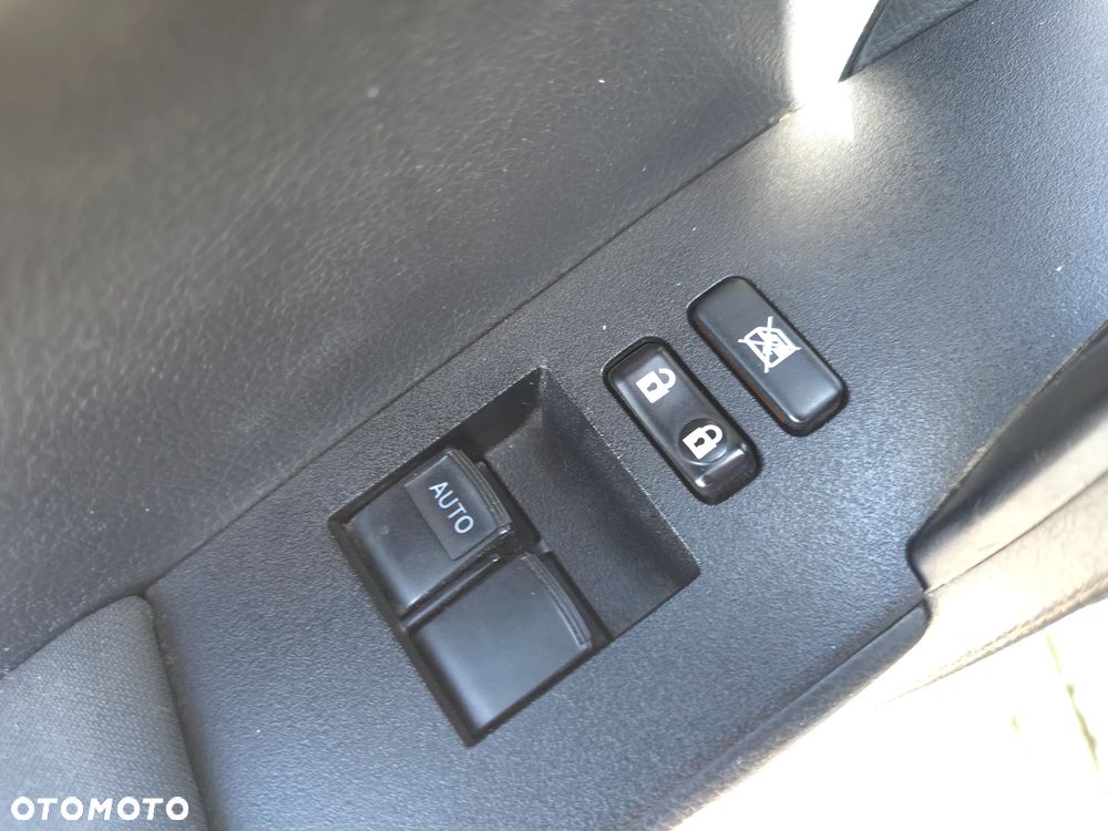 Toyota Corolla 1.6 Active - 16