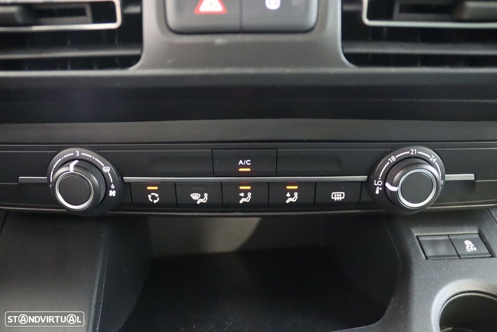 Citroën Berlingo 1.2 PureTech Feel — fotografia 18
