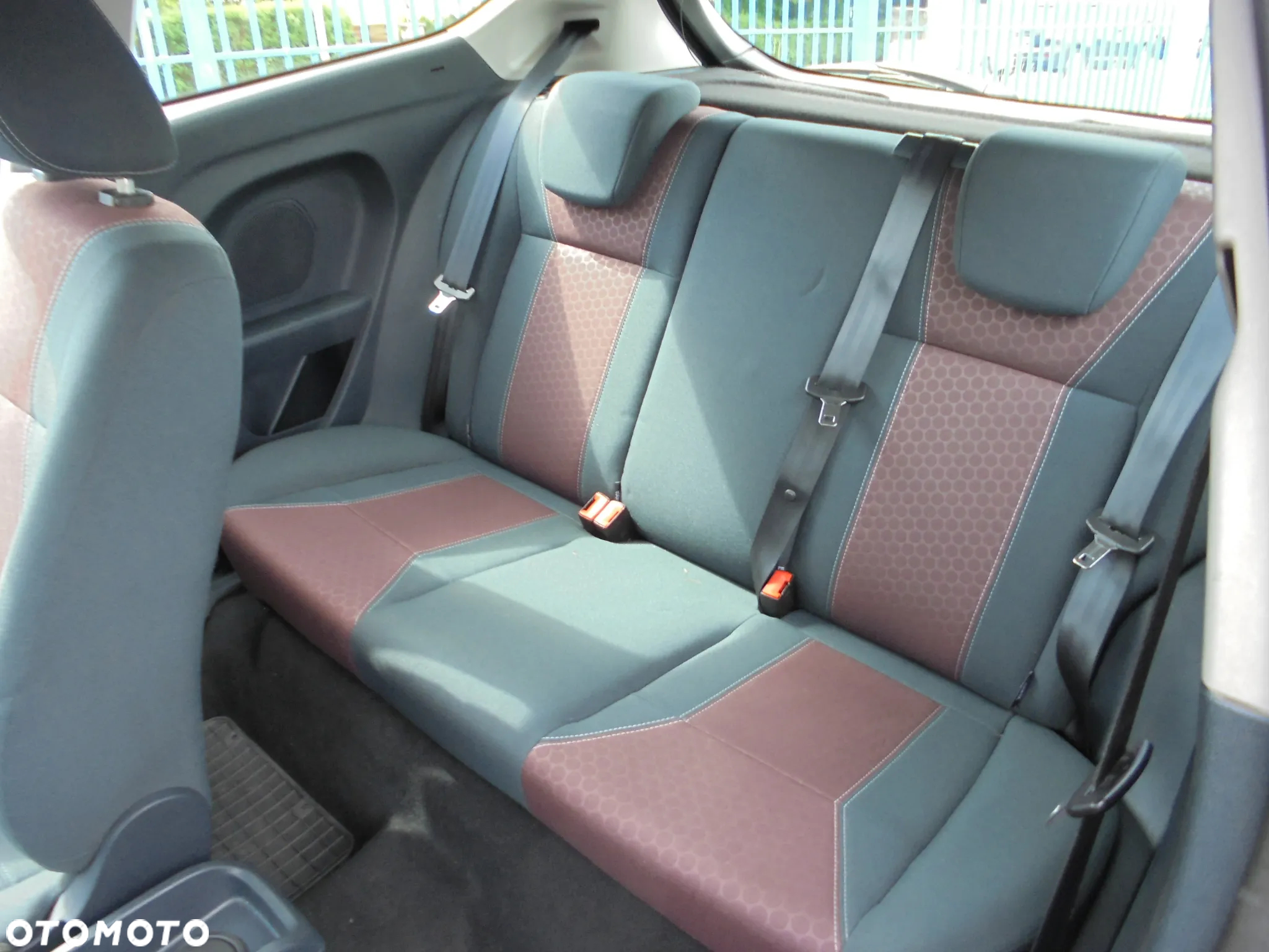 Ford Fiesta 1.25 Ghia - 8