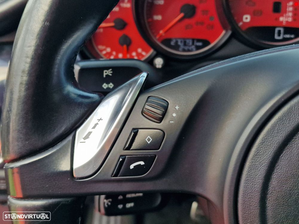 Porsche Panamera Platinum Edition - 26