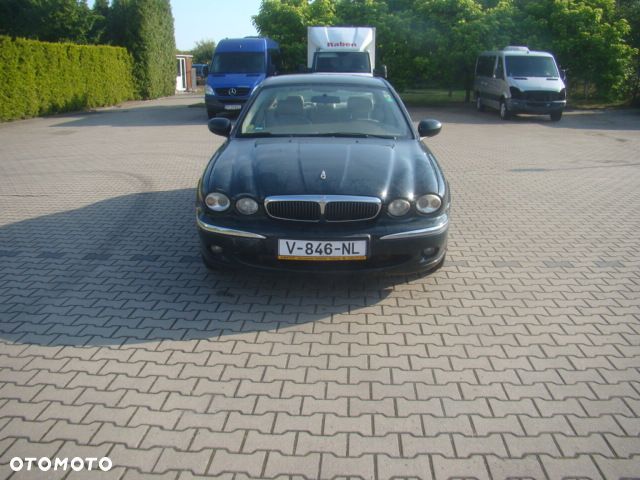 Jaguar X-Type - 4