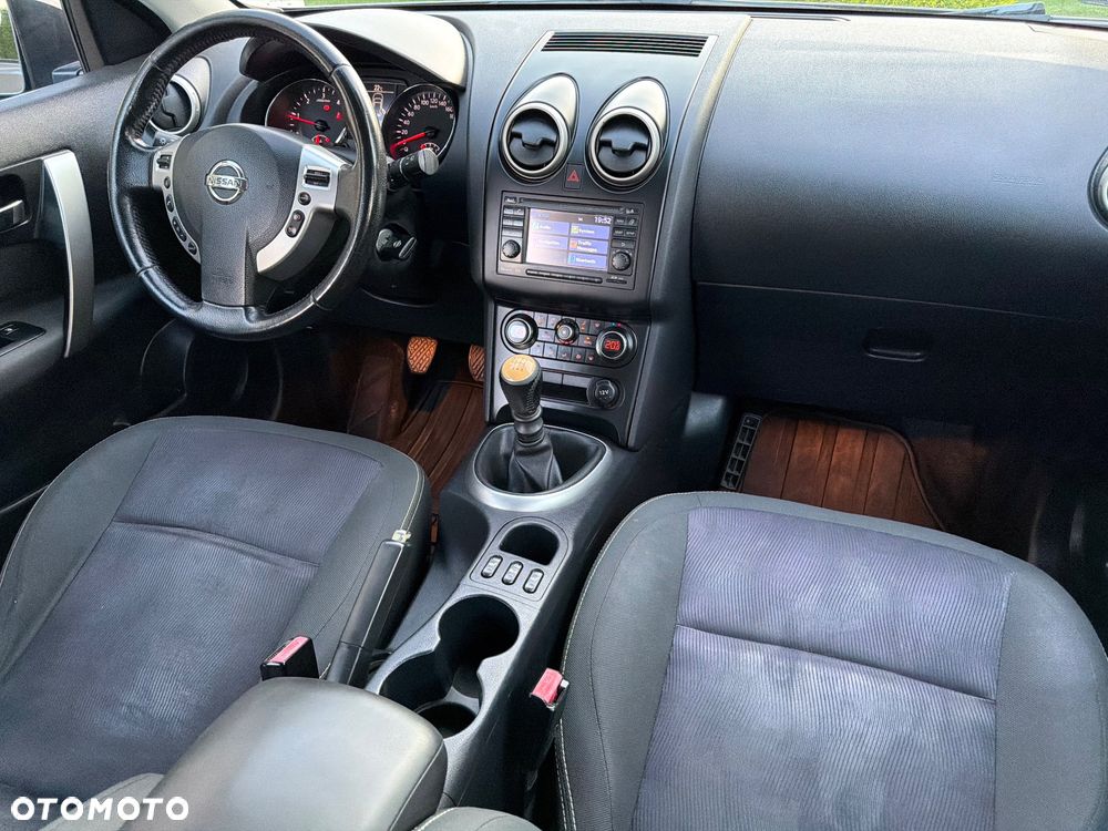 Nissan Qashqai+2 1.6 dCi DPF tekna - 23